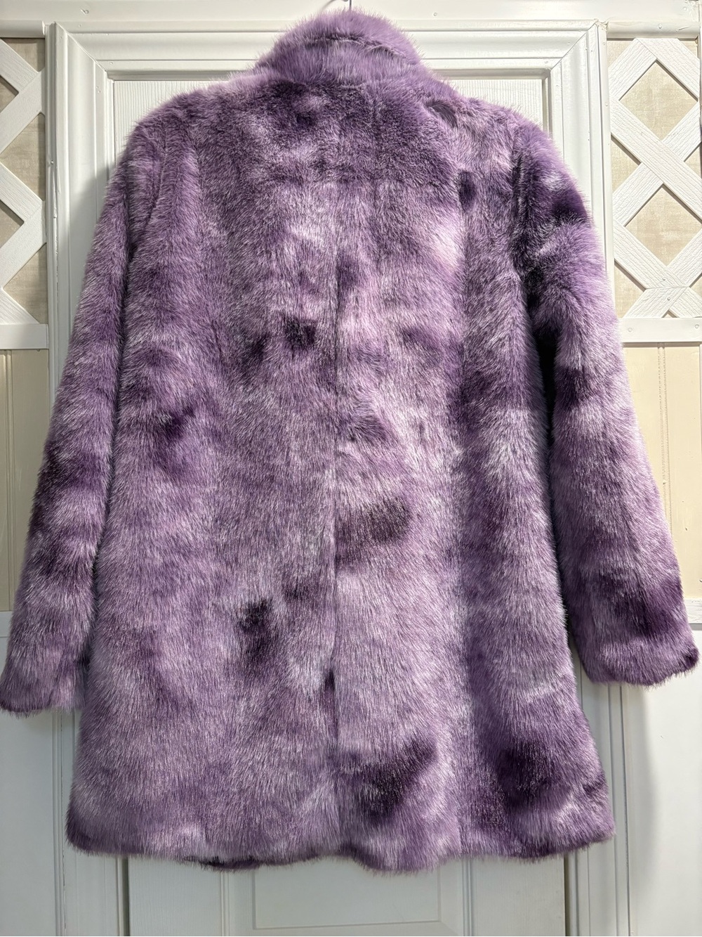 NWOT! Lavender Faux Fur Coat by Pyramid Collection, SMALL - Picture 8 of 12